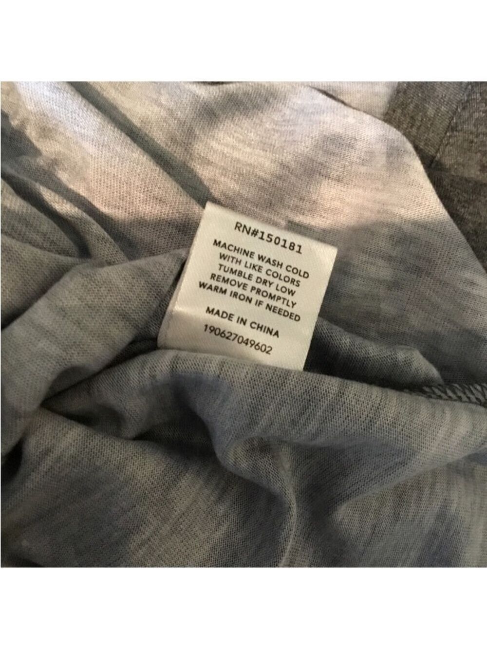 Grayson Threads v neck rounded hem short sleeve tee Woman's size Large - Picture 4 of 15